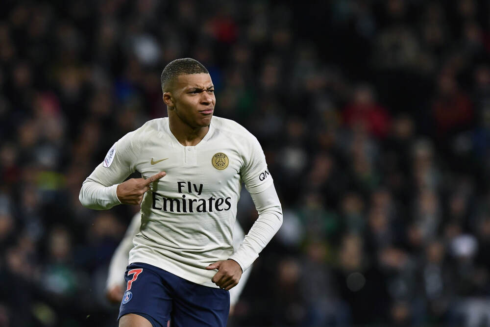 委内瑞拉货币玻利瓦尔，为什么从强势走向了崩溃？